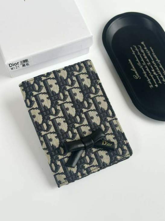 Picture of Dior Wallets _SKUfw239331720fw